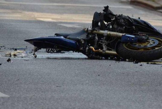 Motociclista pierde la vida en accidente vía Mosquera