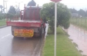 Tragedia en Madrid: ciclista muere arrollado por tractomula