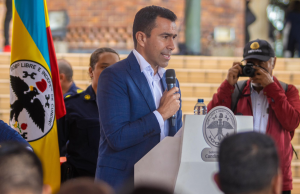 Cundinamarca fortalece a los cuerpos de bomberos con nueva dotación