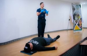 Árbitros de Madrid recibieron capacitación en primeros auxilios