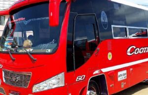 Le subieron al pasaje de las busetas rojas en Funza: así quedo