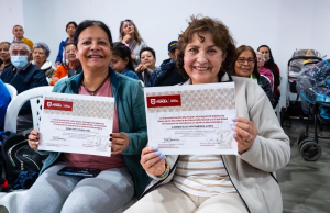Funza da la bienvenida a 100 nuevos adultos mayores a su programa