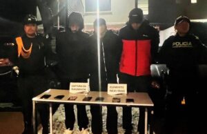 En Funza capturan en flagrancia a tres personas y recuperan mercancía