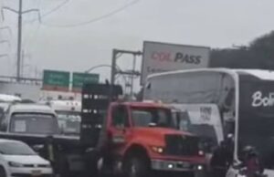 Choque en vía Mosquera – Bogotá genera congestión vehicular