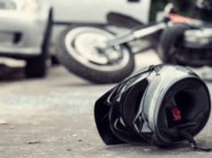 Motociclista provoca accidente y grupo lo protege con amenazas en Mosquera