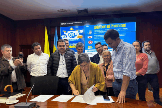 Tras manifestación, inicia la construcción de importante vía