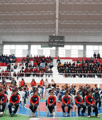 Funza premió a más de 1.000 deportistas escolares e intercolegiados 2025