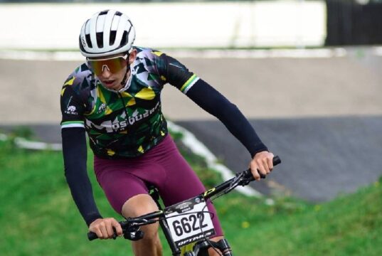 Mosquera pedalea hacia la excelencia: destacados resultados