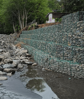 Nueva obra de mitigación protege a más de 2.000 habitantes