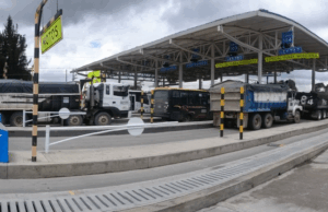 Cierre del peaje La Tebaida por la carrera ‘Pedaleando por un Sueño’
