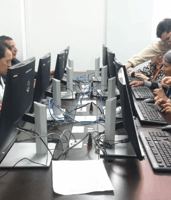 Así puedes cambiar la vida de una persona mayor en Cundinamarca