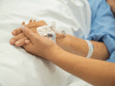 En Mosquera hombre cayó a un barranco y estuvo a punto de morir