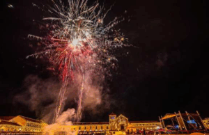 Planifique su viaje y disfrute de las luces de navidad en Villa de Leyva