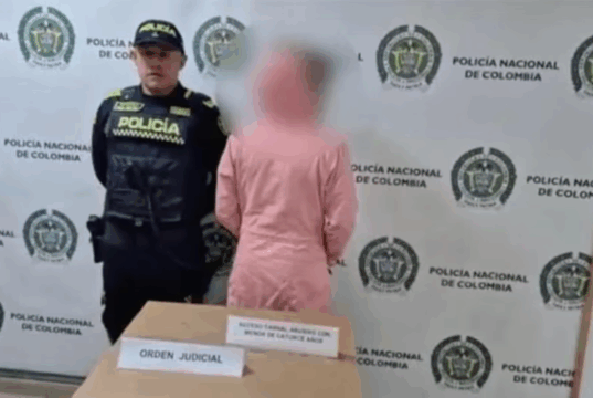 Capturan a mujer por presunto abuso sexual contra menor de 14 años en Madrid