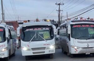 Conductores bloquean ingreso a Bogotá tras robo de buseta en Funza