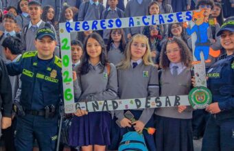 Policía refuerza acciones preventivas en colegios de Mosquera