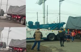 ¡Caos vial en la calle 13! Camión cae en enorme hueco y colapsa la movilidad