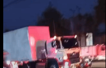 Choque en plena Calle 13 deja motociclista lesionado