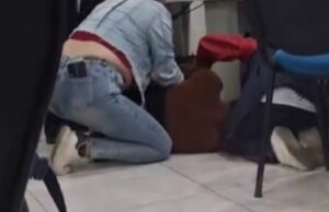 ¡Indignación total! funzano se desploma en fila de medicamentos