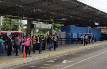 Autoridades buscan reubicar buses intermunicipales en la Calle 80