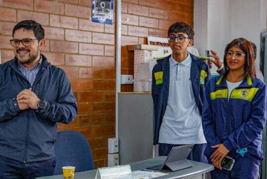 ¡Histórico en Mosquera! Millonaria inversión transforma la educación