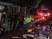 Fuerte accidente entre vehículo de carga y automóvil genera caos vial