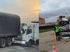 Fuerte accidente entre dos vehículos de carga genera congestión