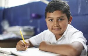 Así busca el departamento garantizar que más estudiantes permanezcan en las aulas