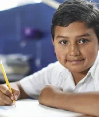Así busca el departamento garantizar que más estudiantes permanezcan en las aulas
