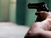 Delincuentes armados asaltan a una mujer en Madrid