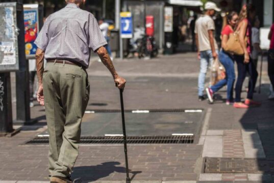 ¡Alerta en Madrid! Están usando falsas ayudas para estafar a adultos mayores