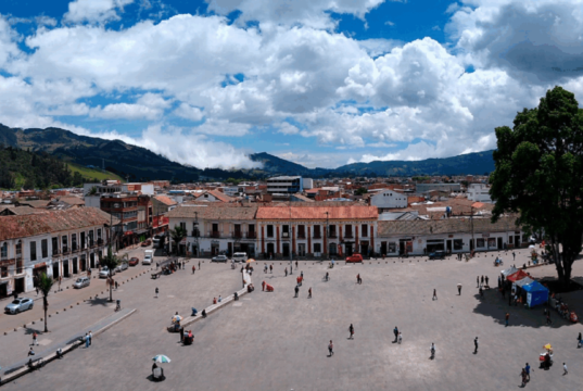 Buscan a los responsables: así escaparon tras robar $55 millones en Facatativá