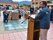 Cundinamarca entrega más de $3.200 millones en equipos a 362 microempresas