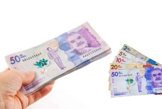 ¿Subirá el salario mínimo en 2027? Estas son las cifras que se manejan