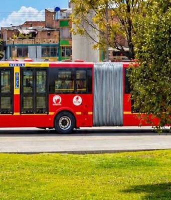 ¡Tensión en TransMilenio! Pasajera terminó herida durante un robo