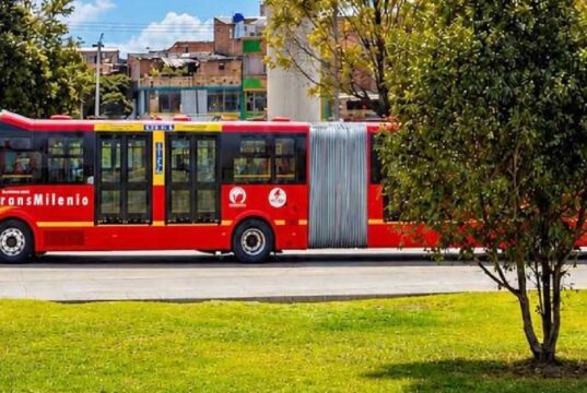 ¡Tensión en TransMilenio! Pasajera terminó herida durante un robo