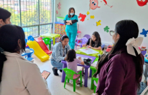 ¡Ni la hospitalización detiene las clases! Cundinamarca pone en marcha aulas hospitalarias para estudiantes