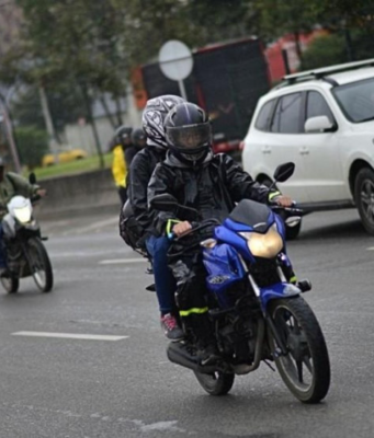 Pilas, motociclistas: Bogotá restringirá la circulación de motos durante Halloween